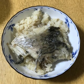 炊飯器で作る♬準備が簡単な鯛めし